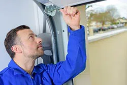 Austin State Garage Door Repair Service Austin, TX 512-710-1101 Austin State Garage Door Repair Service Austin, TX 512-710-1101 - repair-side